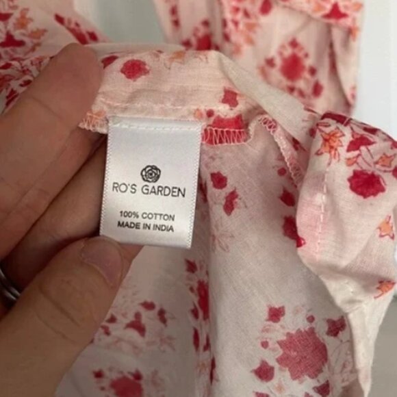NWT Ro’s Garden Blouse Floral Red White Top Large (fits like XL) - Picture 4 of 4